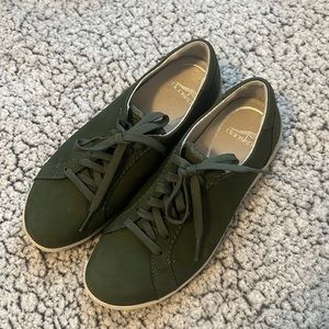 Dansko Leela Olive Green Tennis Shoes Sneakers Laced 38